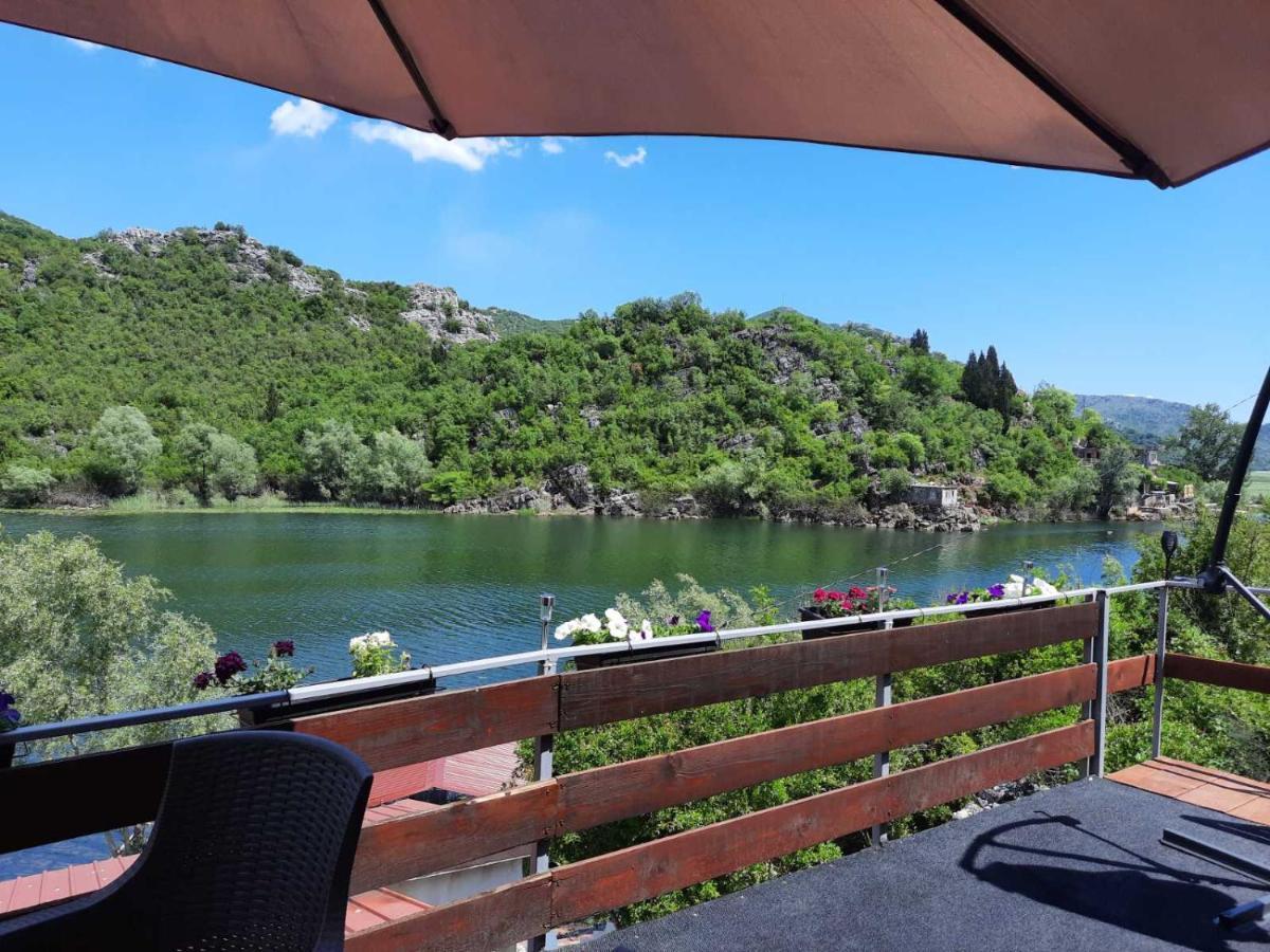 Mali Raj Apartmani Cetinje Buitenkant foto