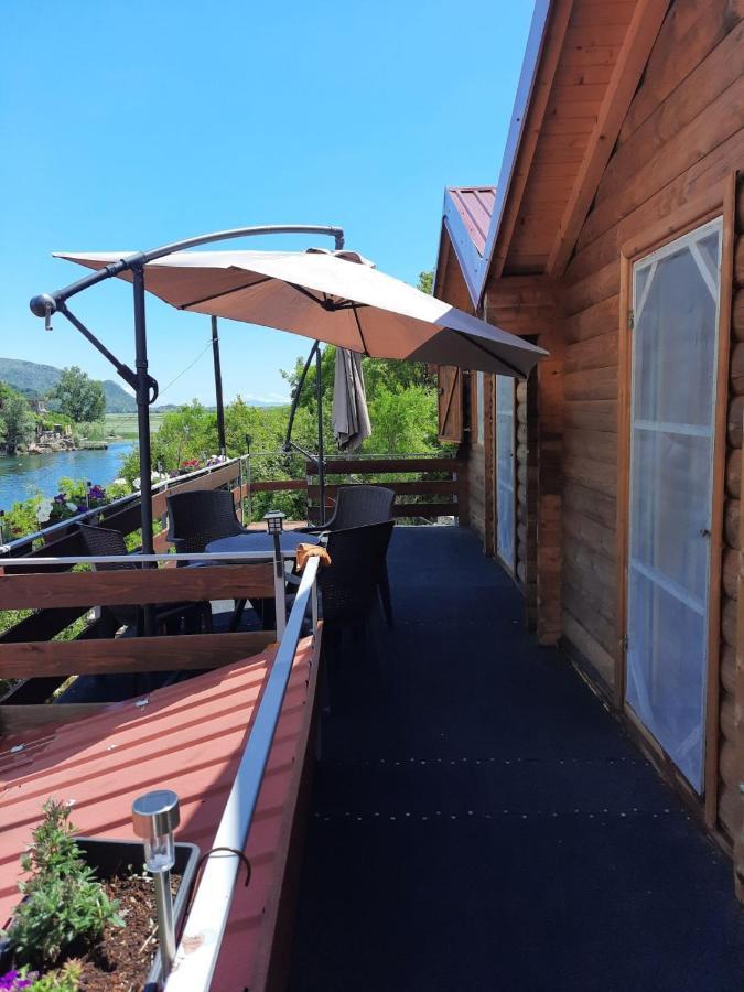 Mali Raj Apartmani Cetinje Buitenkant foto