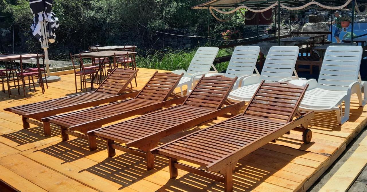 Mali Raj Apartmani Cetinje Buitenkant foto